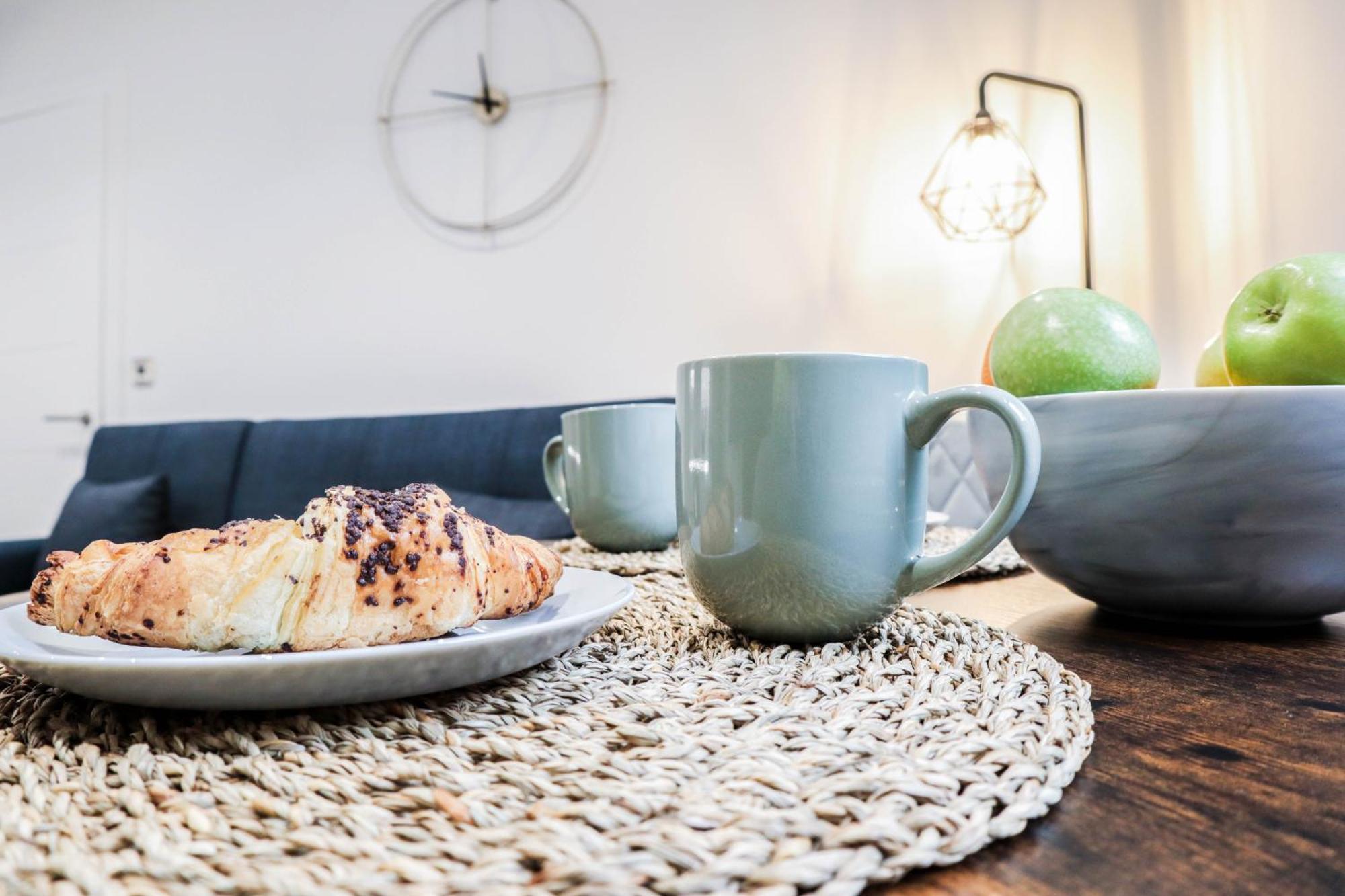 Modern 1-Bed Apartment In Buckinghamshire With Free Wifi, Parking & Garden High Wycombe Ngoại thất bức ảnh