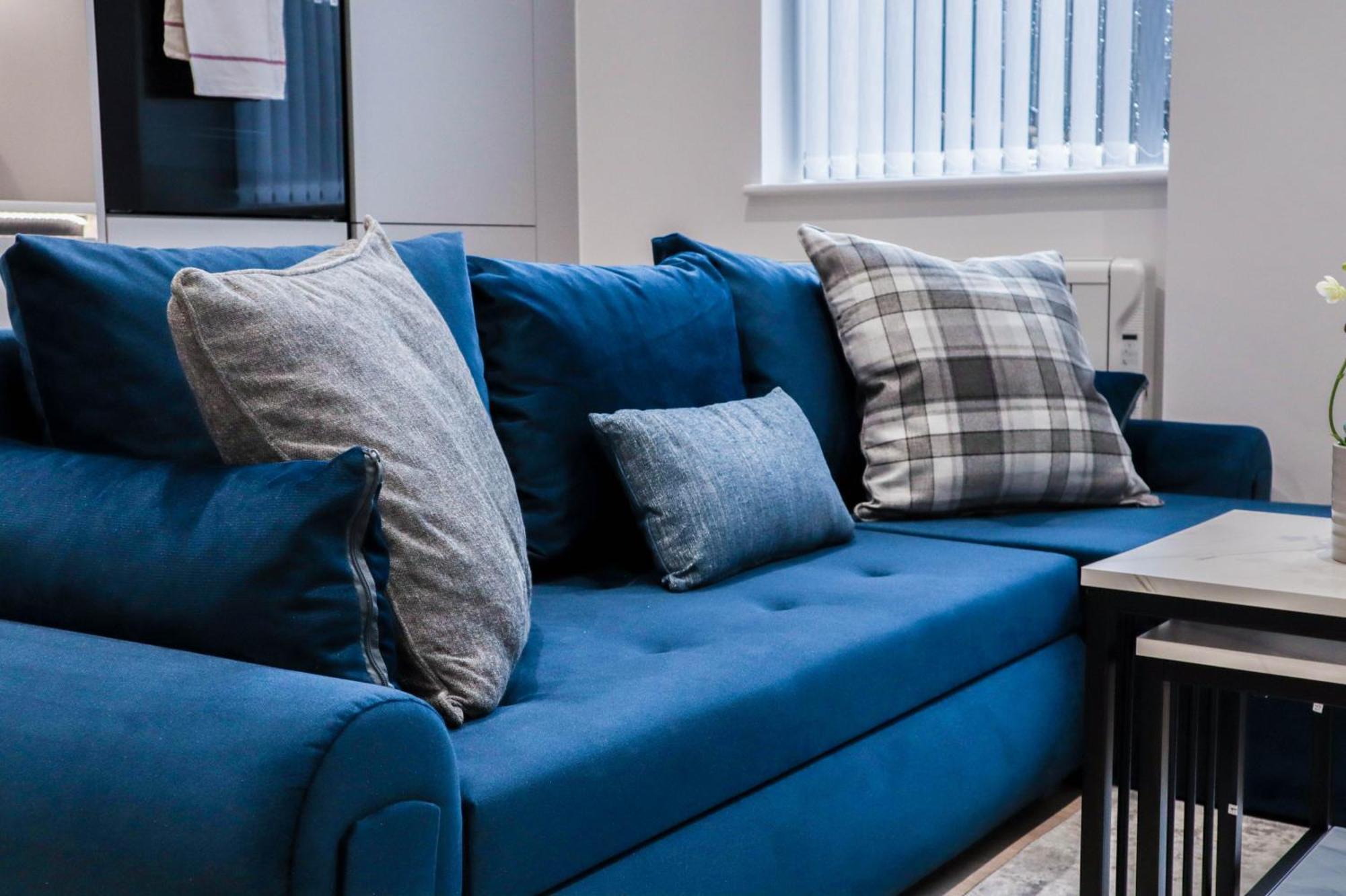 Modern 1-Bed Apartment In Buckinghamshire With Free Wifi, Parking & Garden High Wycombe Ngoại thất bức ảnh